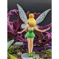 Tinkerbell stehend