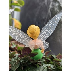 Tinkerbell sitzend