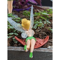 Tinkerbell liegend